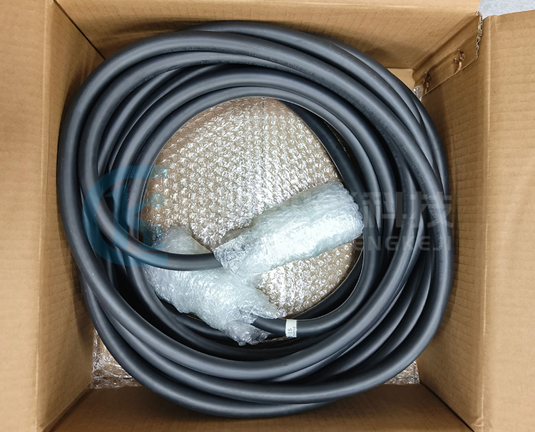 YASKAWA安川機器人動力線纜HW0273813-15 YASKAWA安川機器人動力線纜HW0273813-15